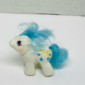 My Little Pony 1988 Newborn Dangles White Blue 2.5 in. tall Earth Pony species